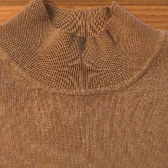 Top - Picture 5 of 5